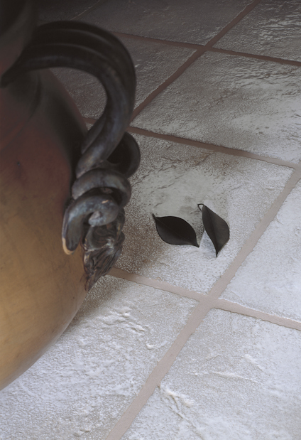 FOGMASSA KERACOLOR GG MELL.GRÅCEMENTBASERAD 20 KG