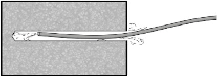 Illustration av ett skadat rör i betongvägg med sprickor och läckage.