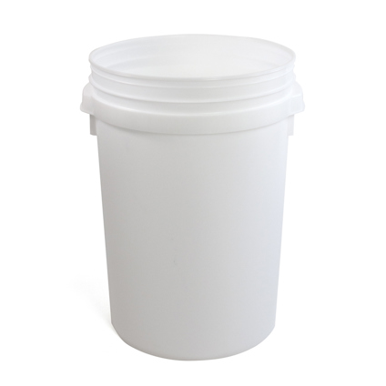 Vit plastbehållare med lock, cylindrisk form och slät yta.